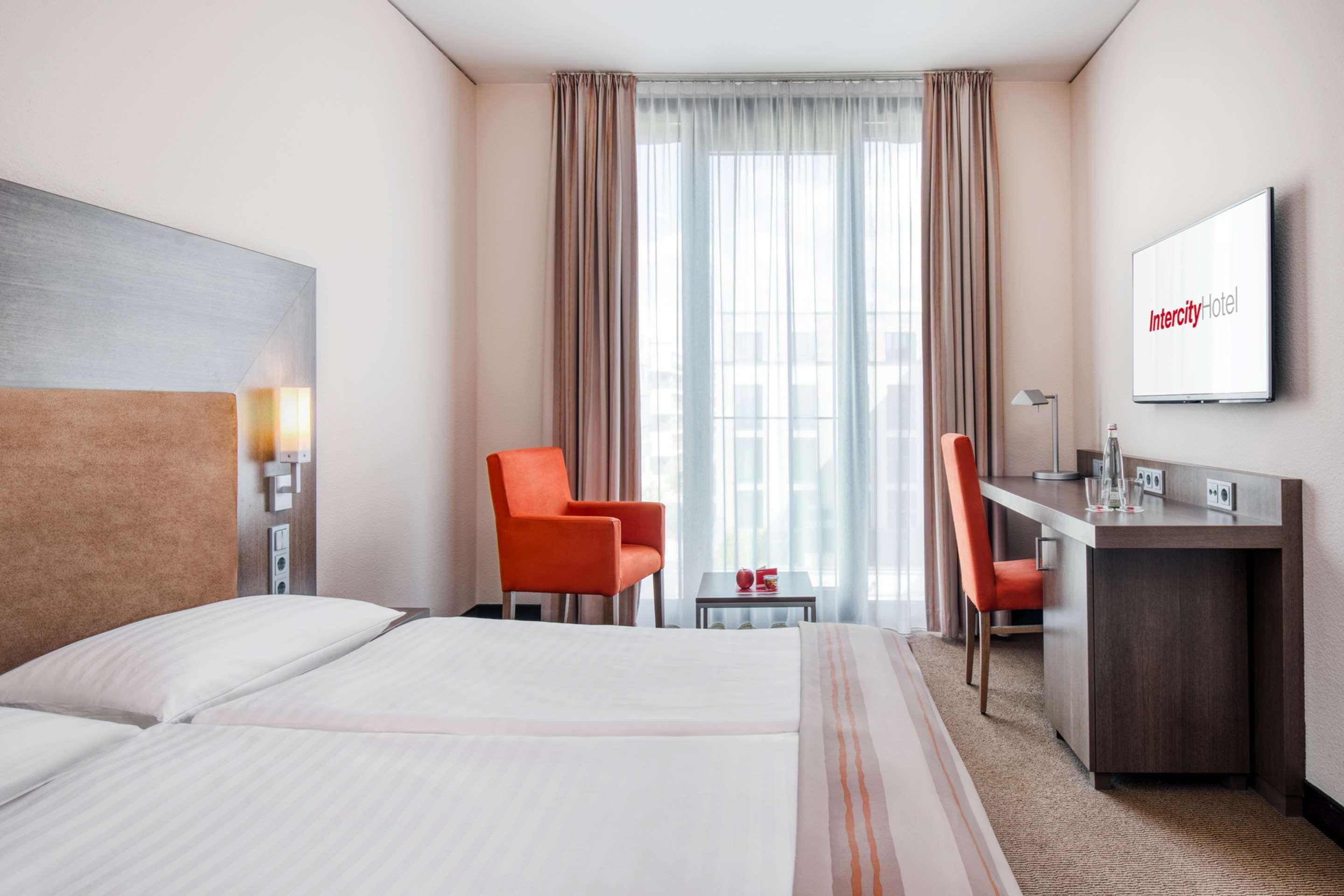 Intercityhotel 4*