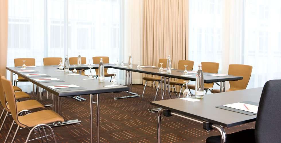 Intercityhotel 4*