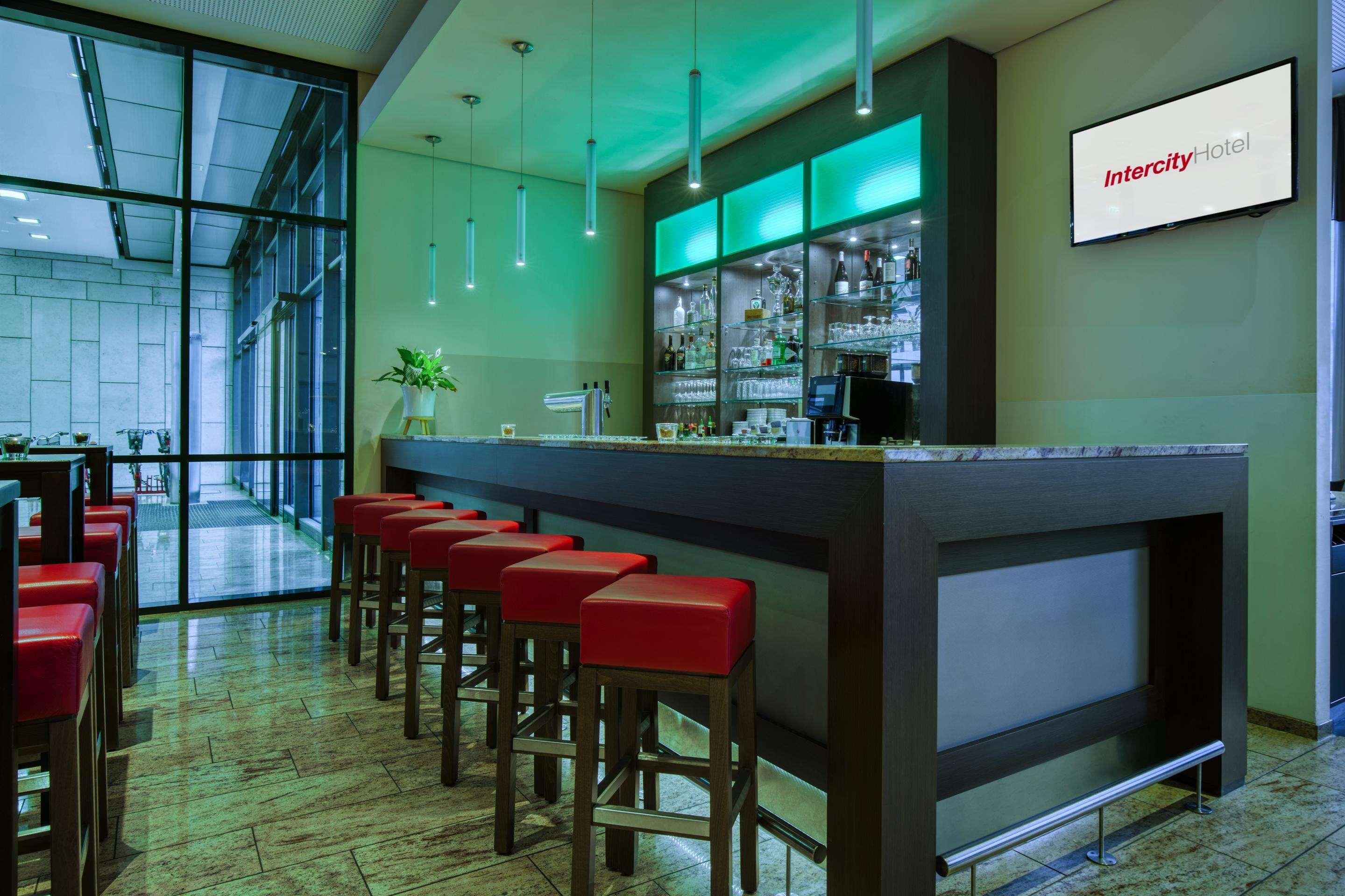 Intercityhotel Отель 4*