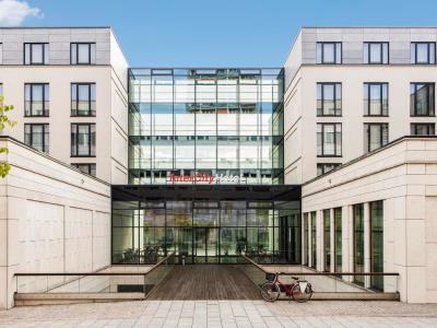 Intercityhotel Отель Дрезден